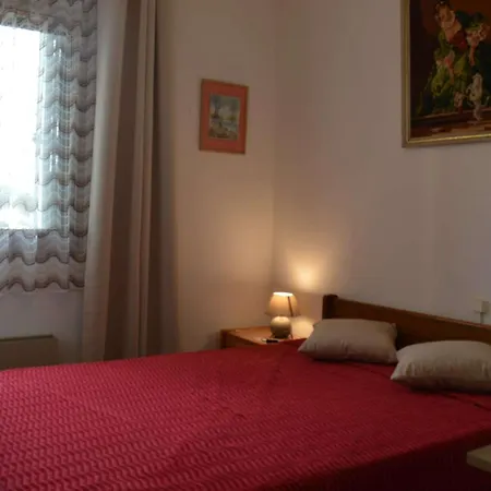 Familial Proche Avec Terrasse, Parking Prive, Au Grau-du-roi - Fr-1-250-136 Lägenhet